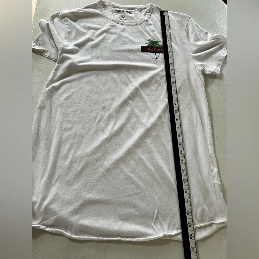 True Religion 100 % Cotton White Short Sleeve Tee Essential Size Medium